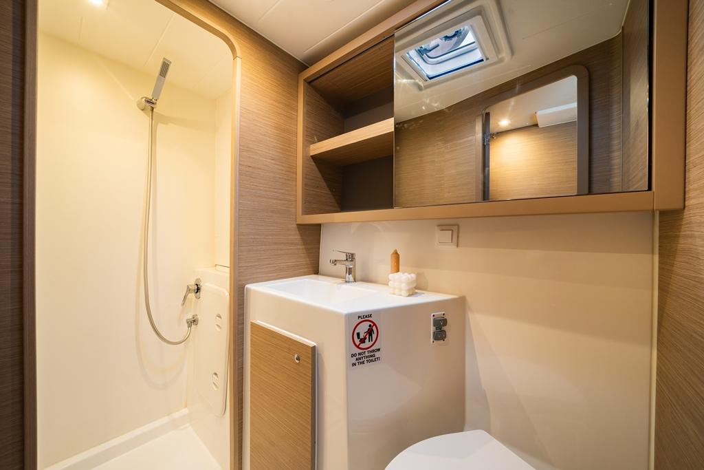 Lagoon 42 - 4 + 2 cab., picture 18