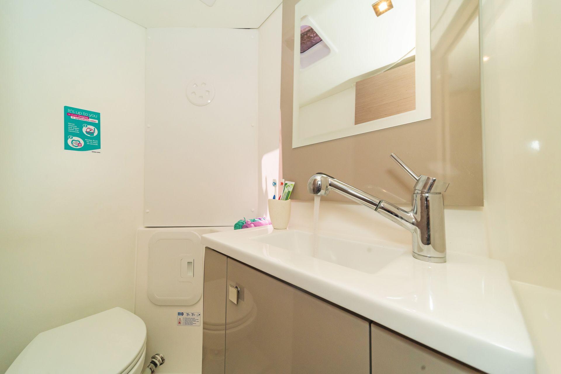 Fountaine Pajot Isla 40 - 4 + 1 cab., picture 7