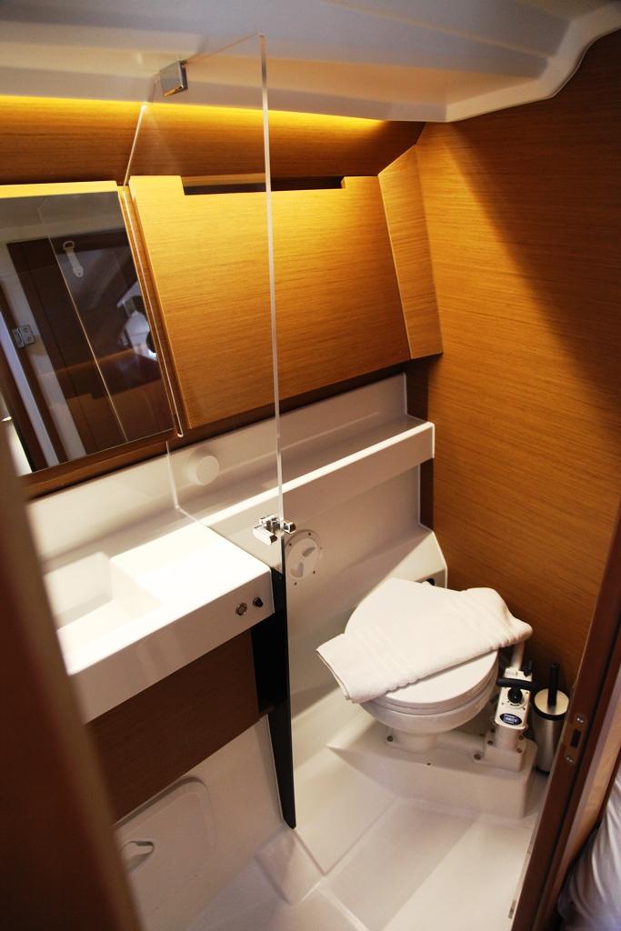 Sun Odyssey 410 - 3 cab., picture 13