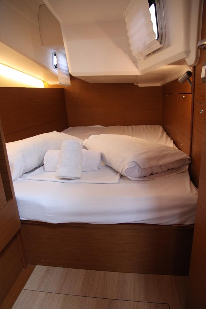 Sun Odyssey 410 - 3 cab., picture 11