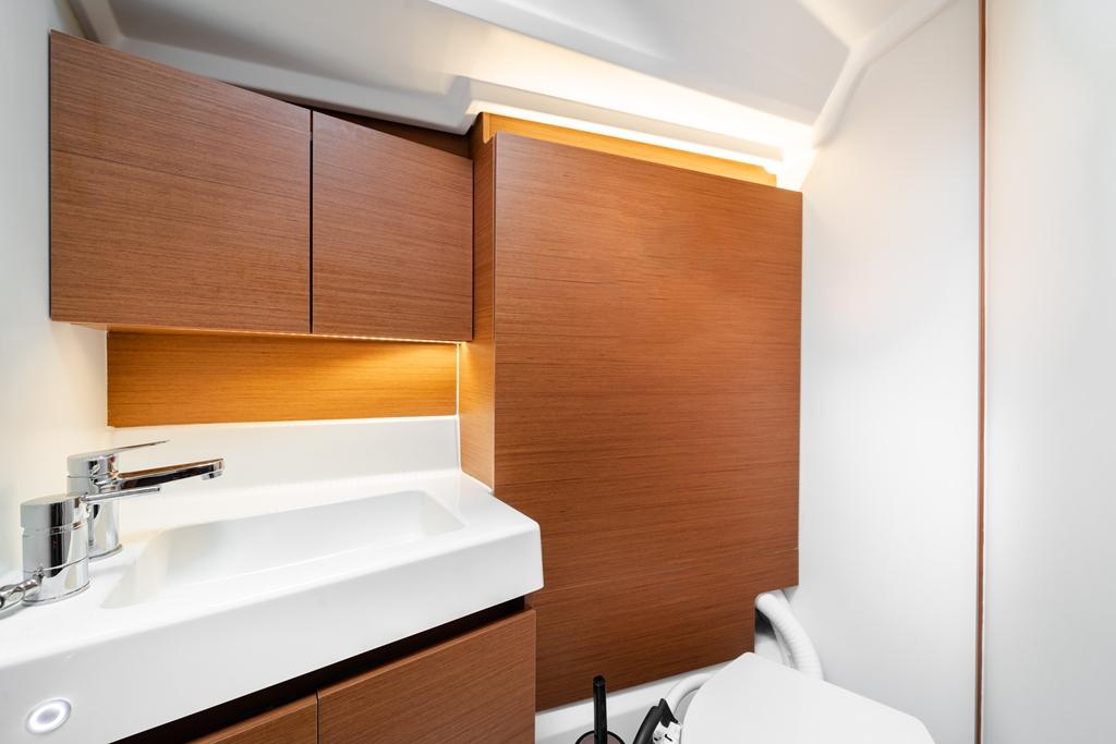 Sun Odyssey 380 - 3 cab., picture 11