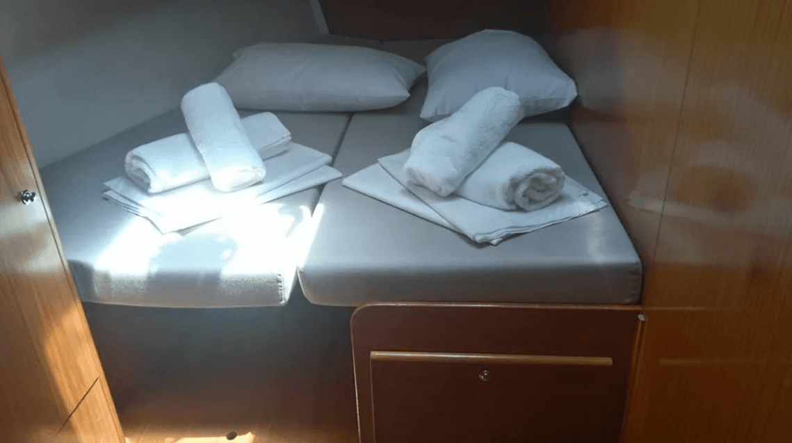 Cyclades 50.4 - 4 + 1 cab., picture 12