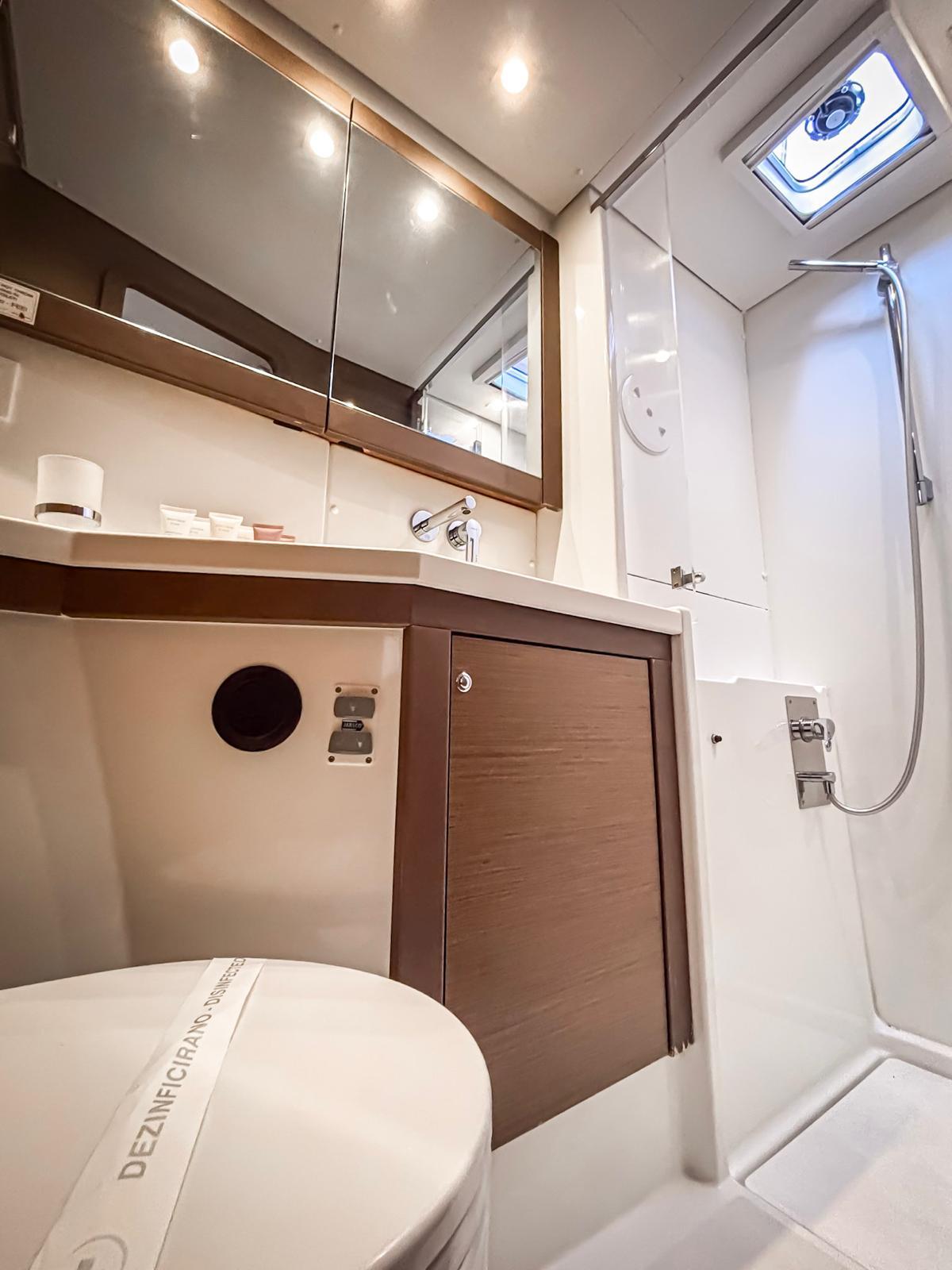 Lagoon 450 F - 4 + 2 cab., picture 7