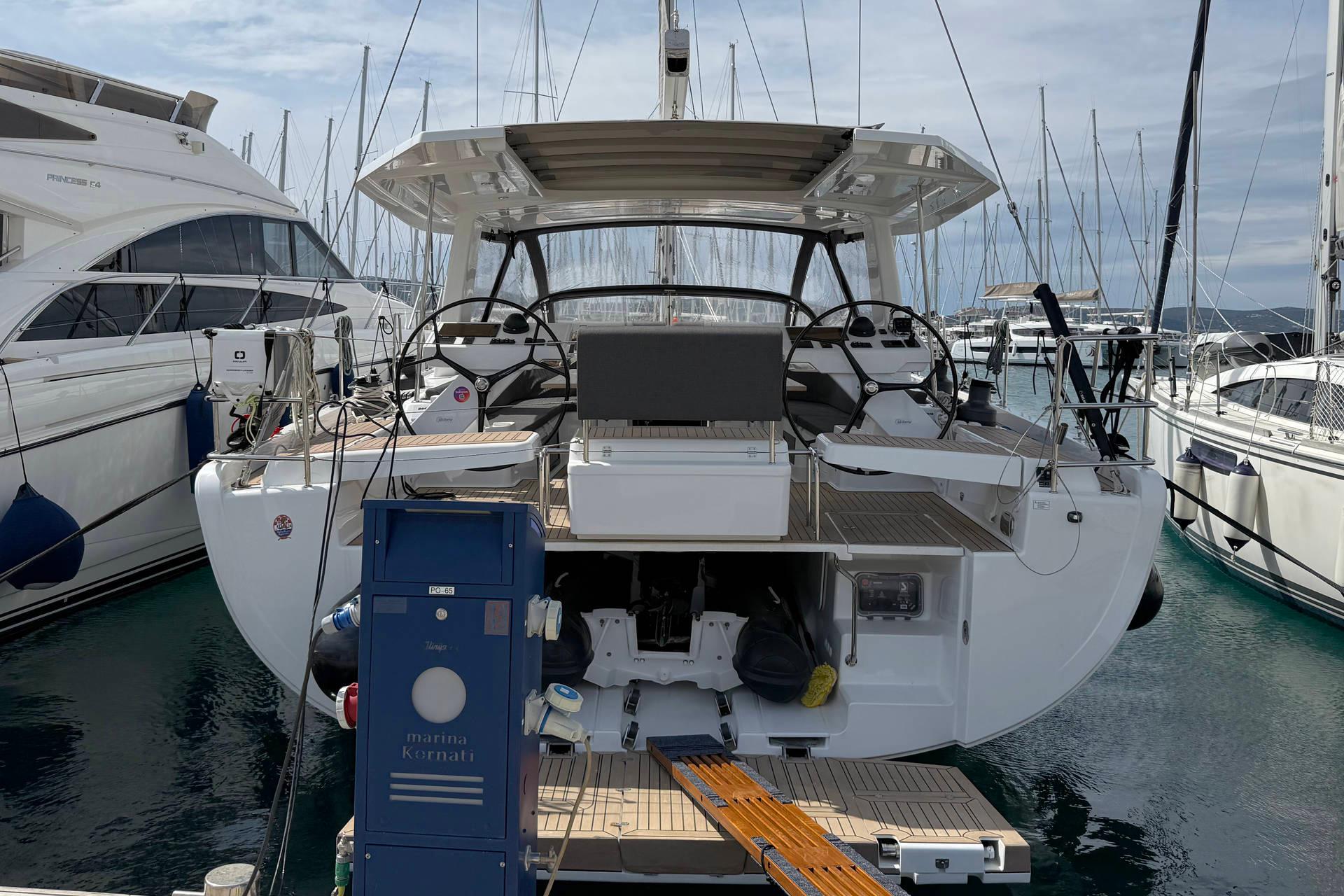 Hanse 588 - 3 + 1 cab., picture 4