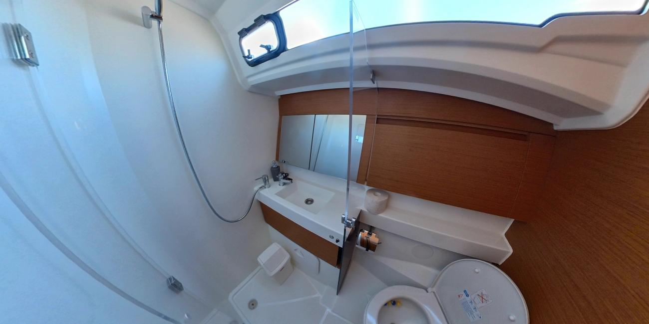 Sun Odyssey 410 - 3 cab., picture 3