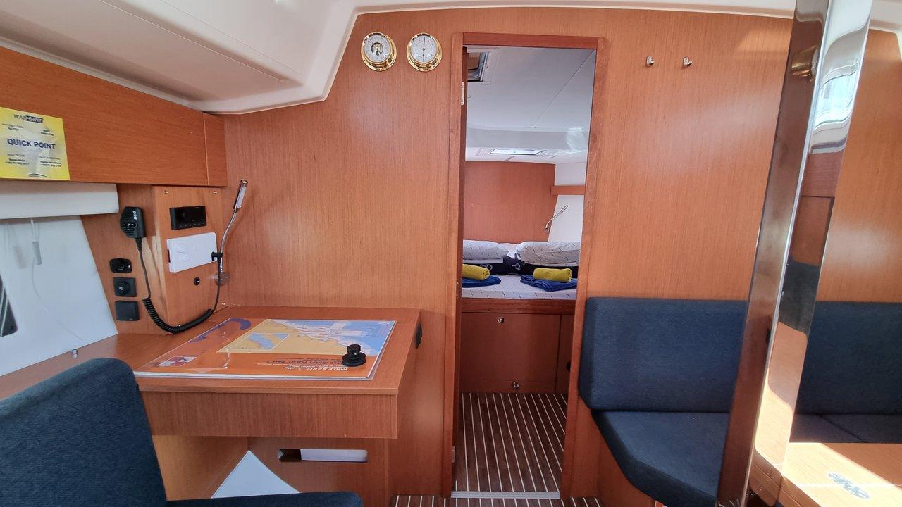 Bavaria C42, picture 9