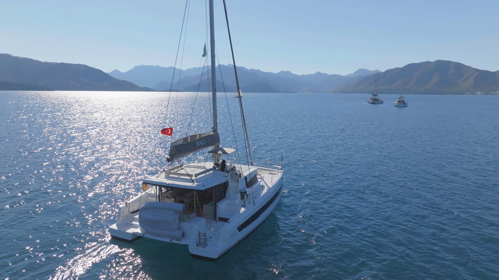 Bali 4.2 - 4 + 1 cab., picture 3