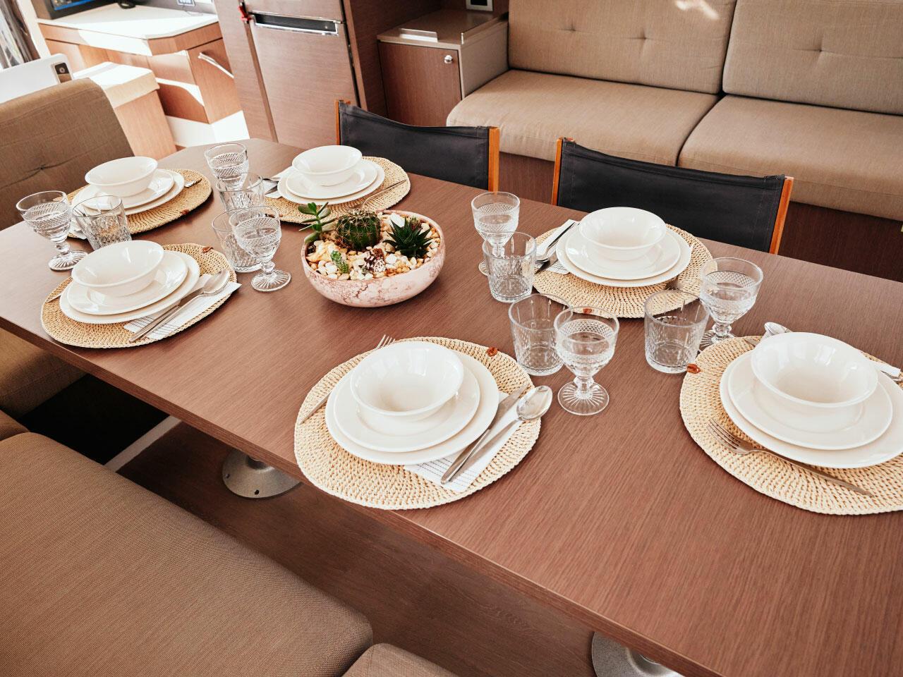 Bali 4.2 - 4 + 1 cab., picture 7