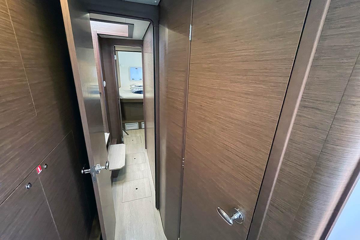 Lagoon 42 - 4 + 2 cab., picture 15