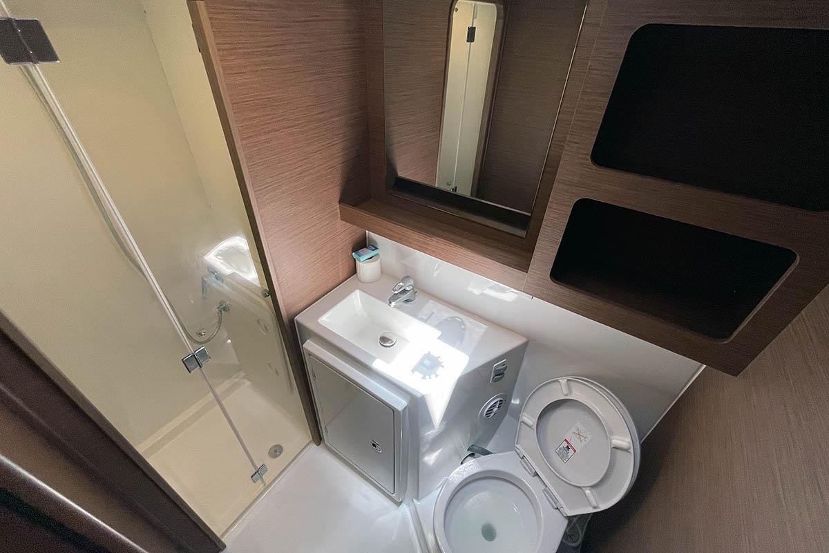 Lagoon 42 - 4 + 2 cab., picture 22