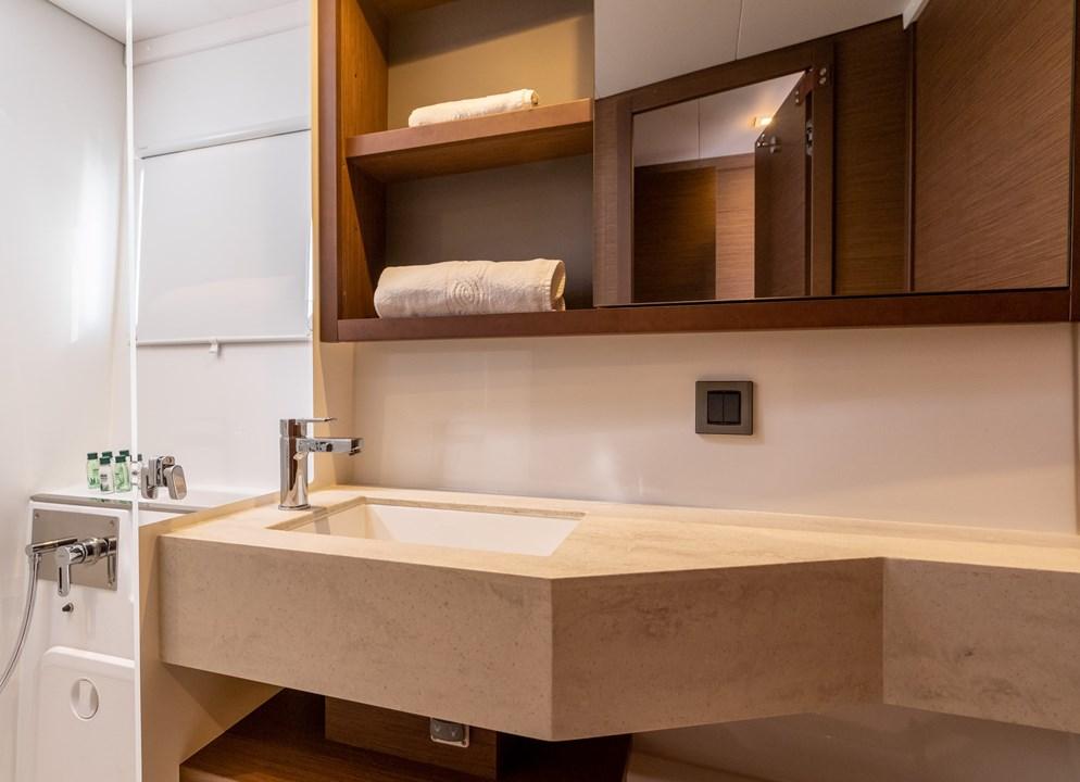 Lagoon 46 - 4 + 2 cab., picture 8