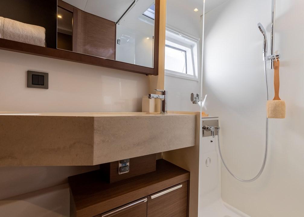 Lagoon 46 - 4 + 2 cab., picture 9