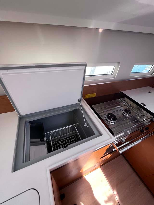 Sun Odyssey 410 - 3 cab., picture 13