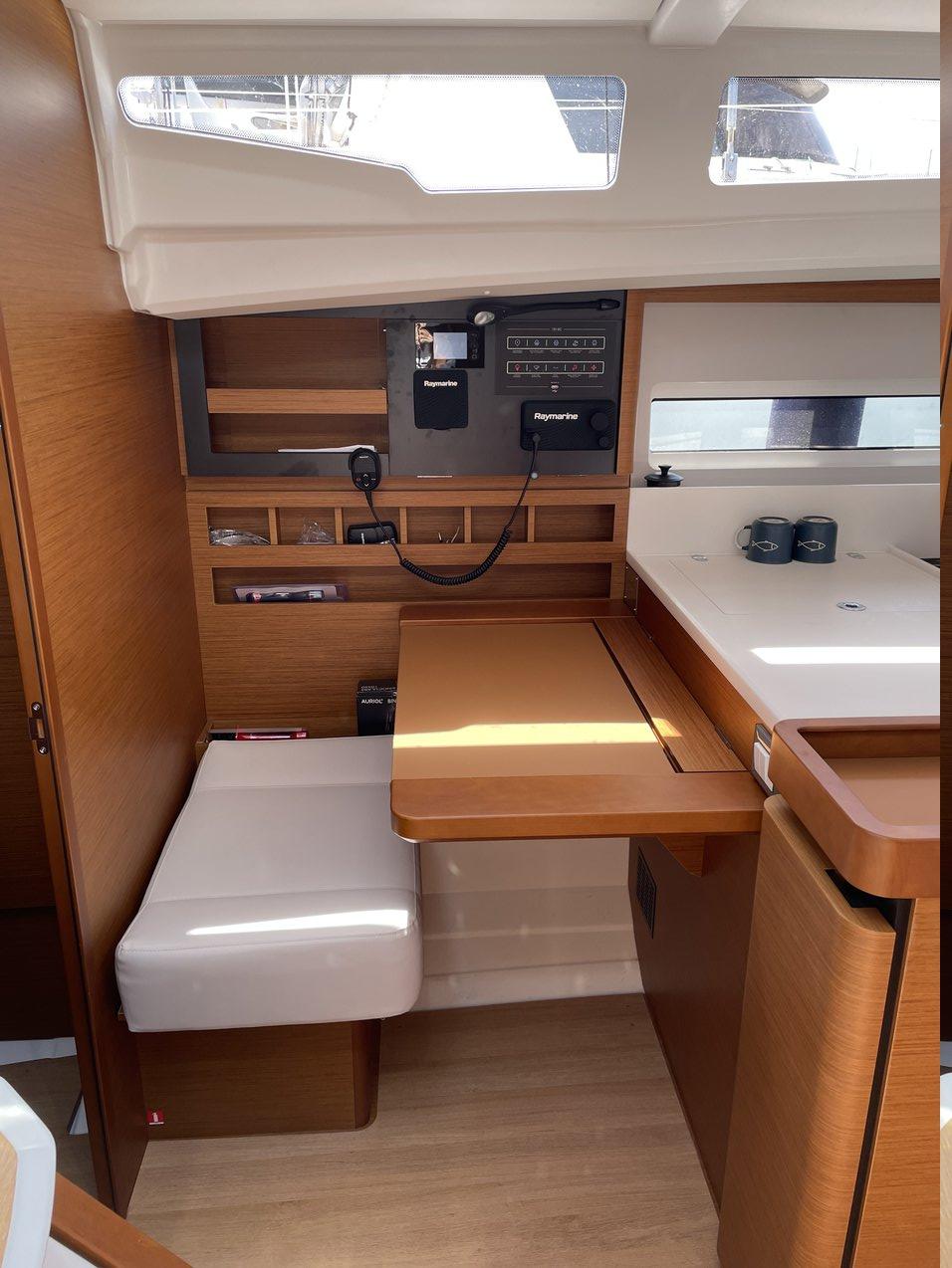 Sun Odyssey 440 - 4 cab., picture 6