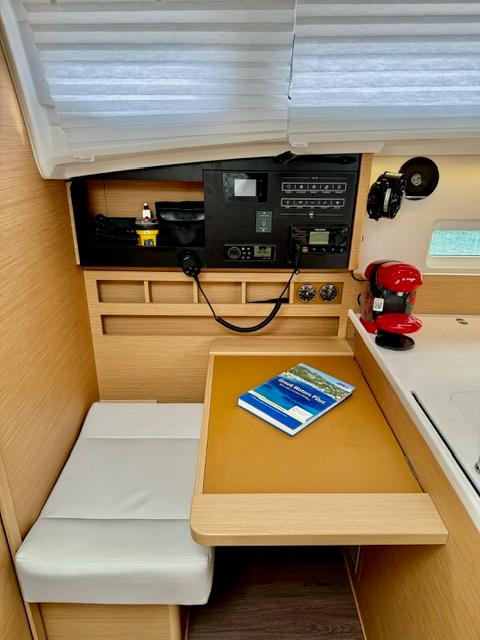 Sun Odyssey 410 - 3 cab., picture 12