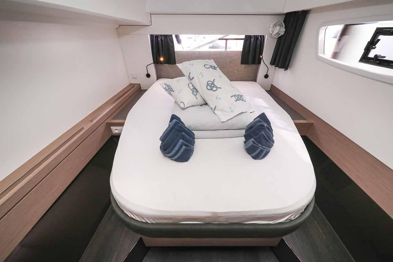 Fountaine Pajot Astrea 42 - 4 + 1 cab., picture 20