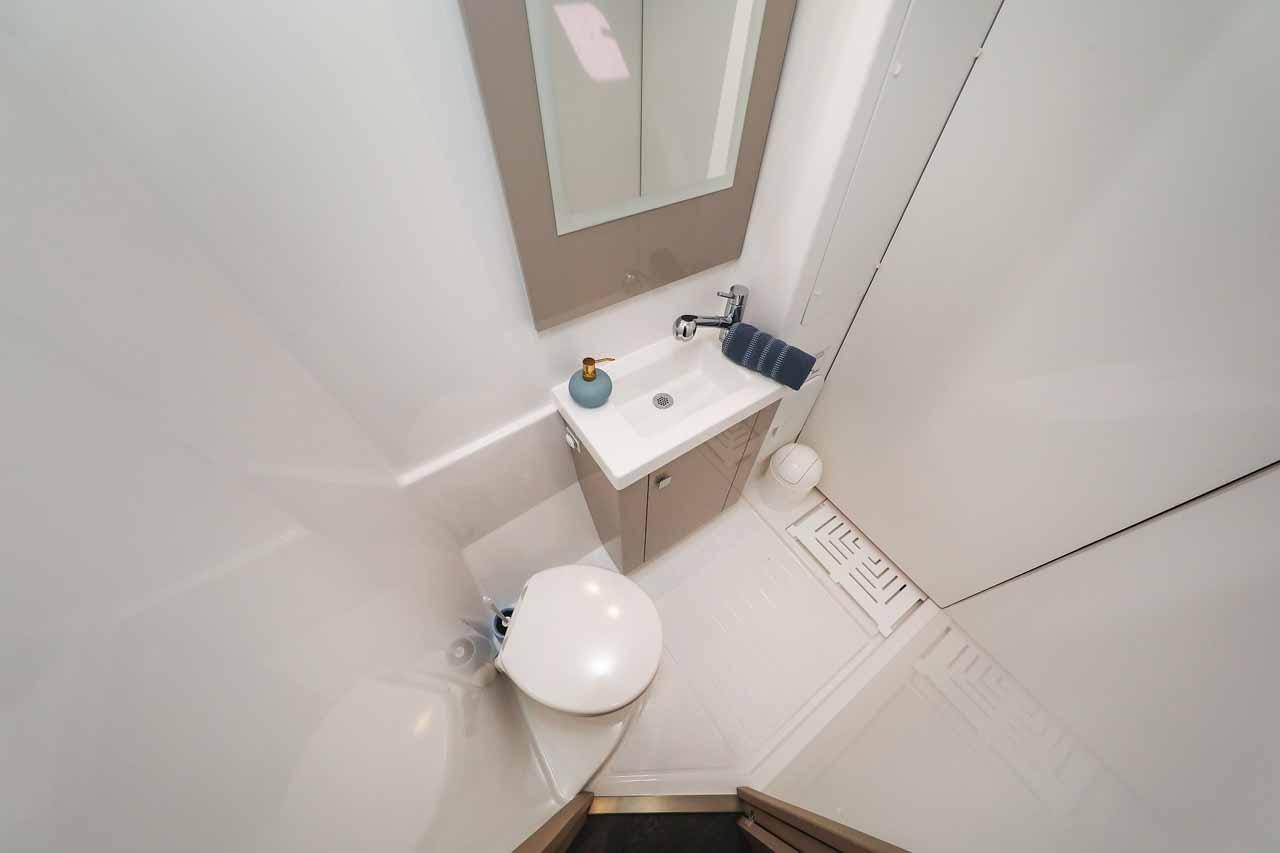 Fountaine Pajot Astrea 42 - 4 + 1 cab., picture 23