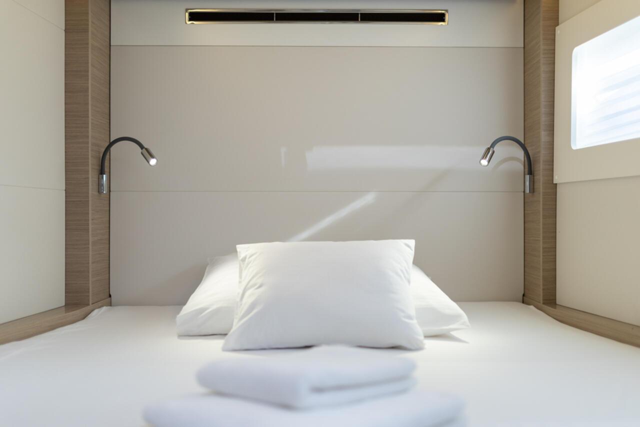 Lagoon 46 - 4 + 2 cab., picture 12