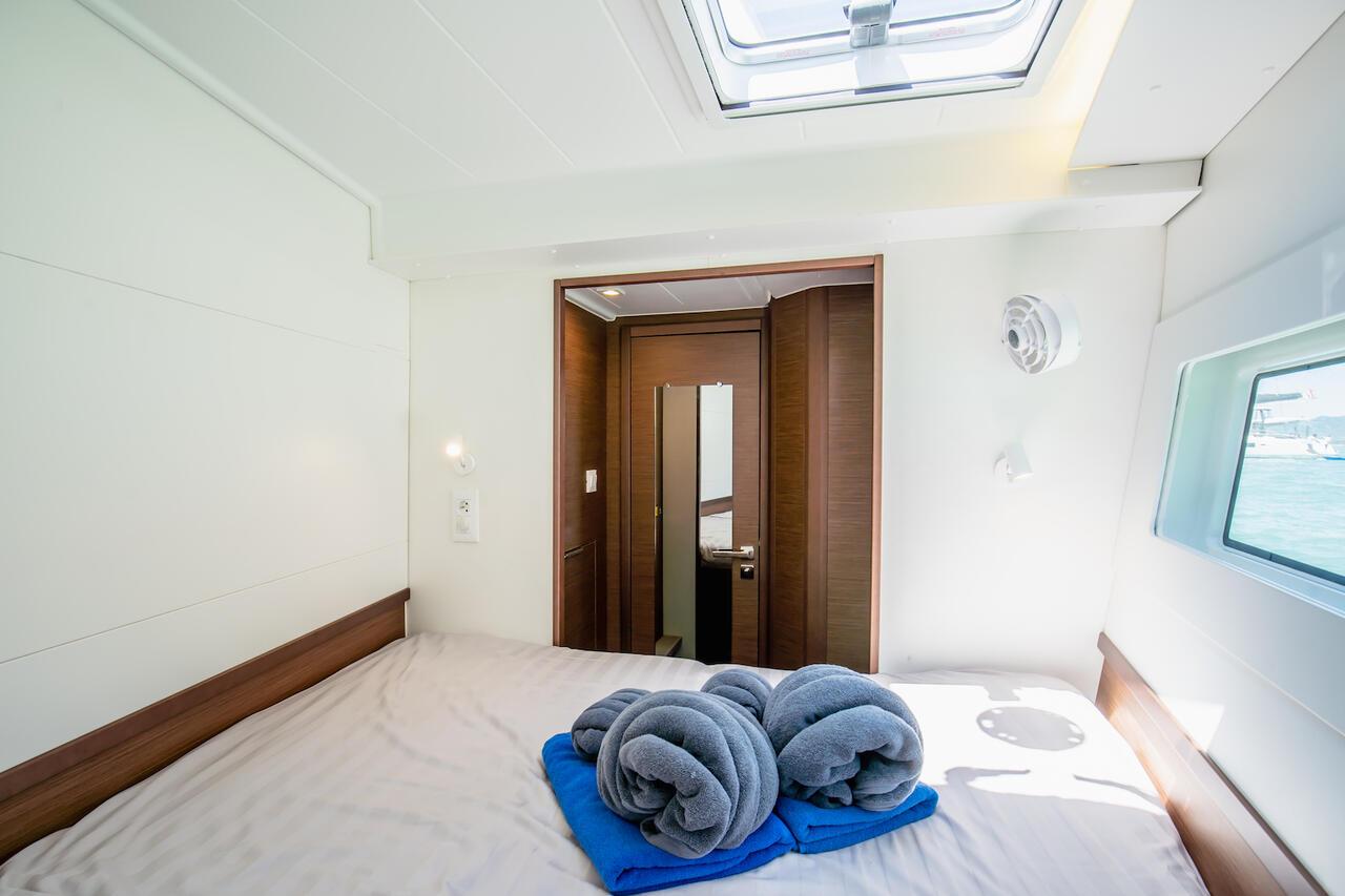 Lagoon 40 - 4 + 2 cab, picture 19