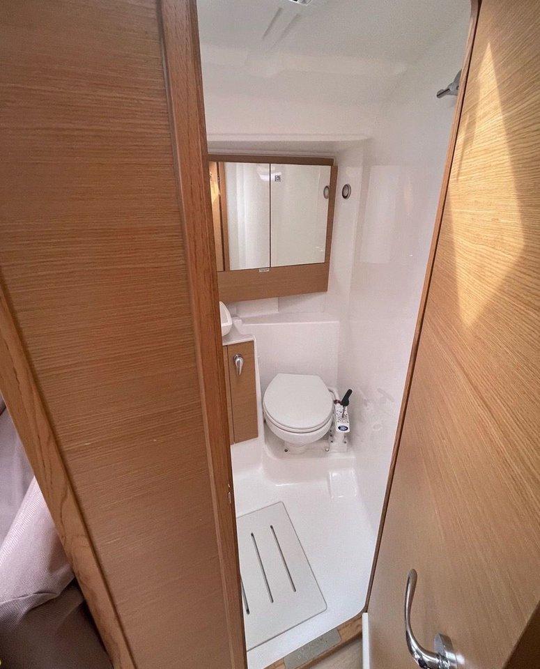 Dufour 430 GL, picture 12