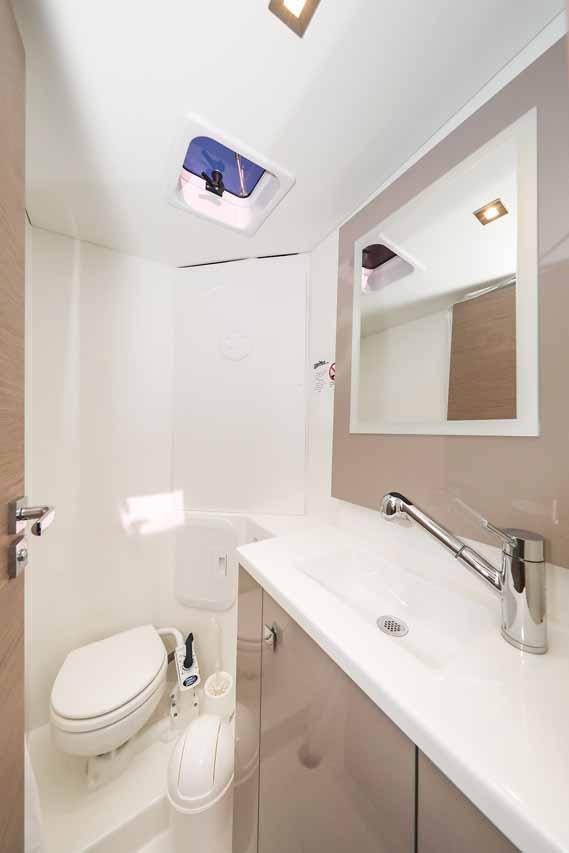 Fountaine Pajot Isla 40 - 4 + 1 cab., picture 24