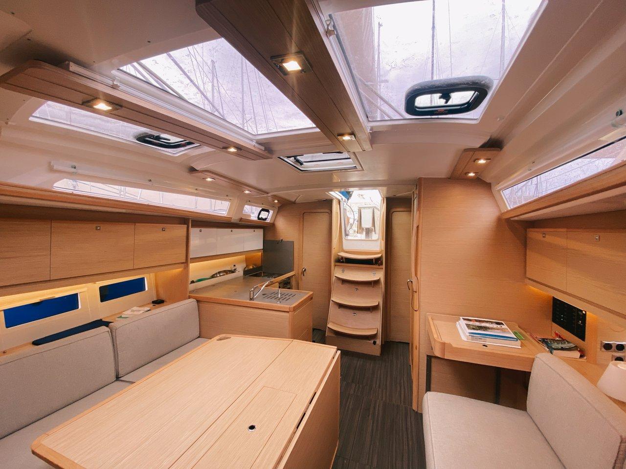 Dufour 390 GL, picture 5