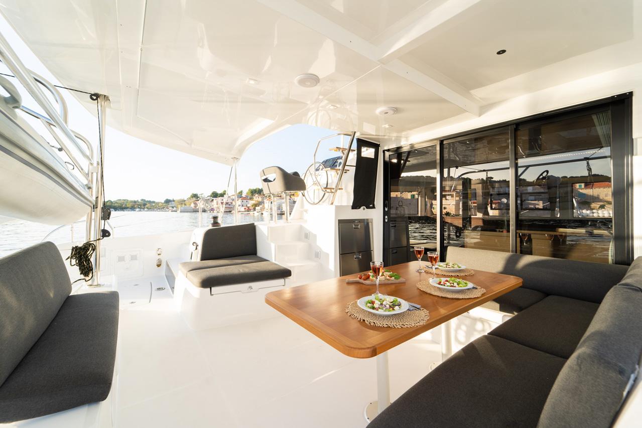 Lagoon 42 OW, picture 7