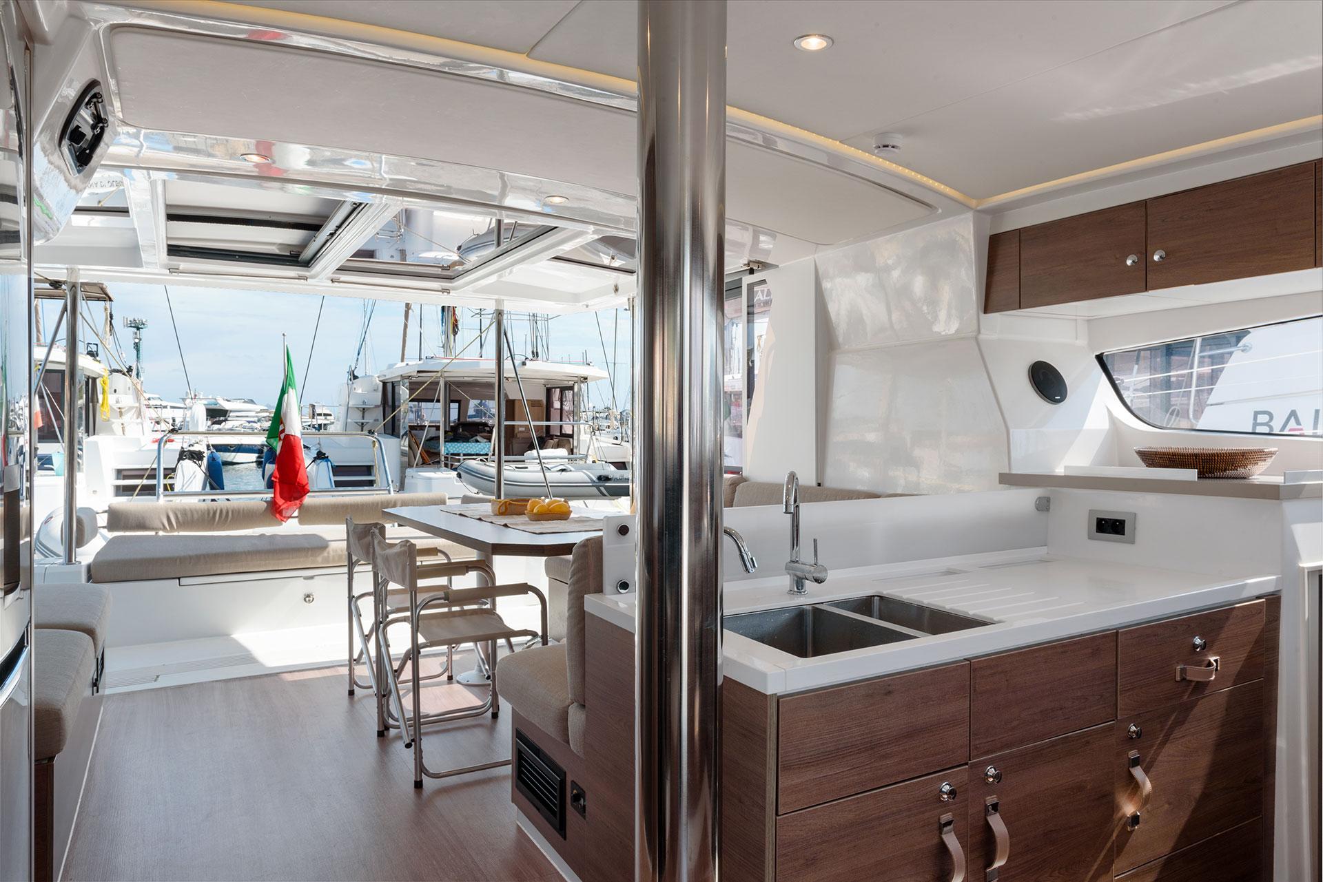 Bali 4.2 - 4 + 1 cab., picture 17