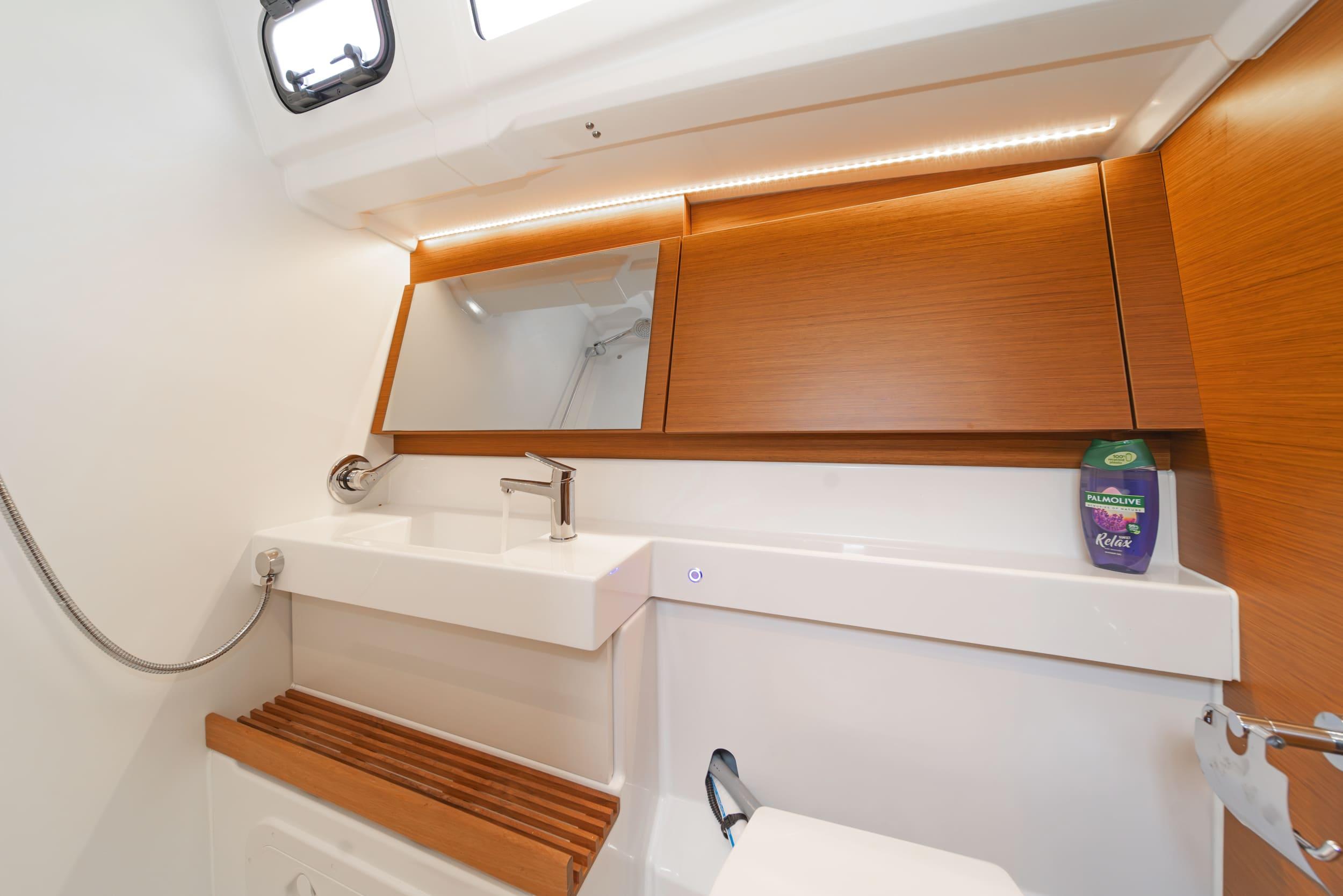 Sun Odyssey 490 - 5 + 1 cab., picture 19