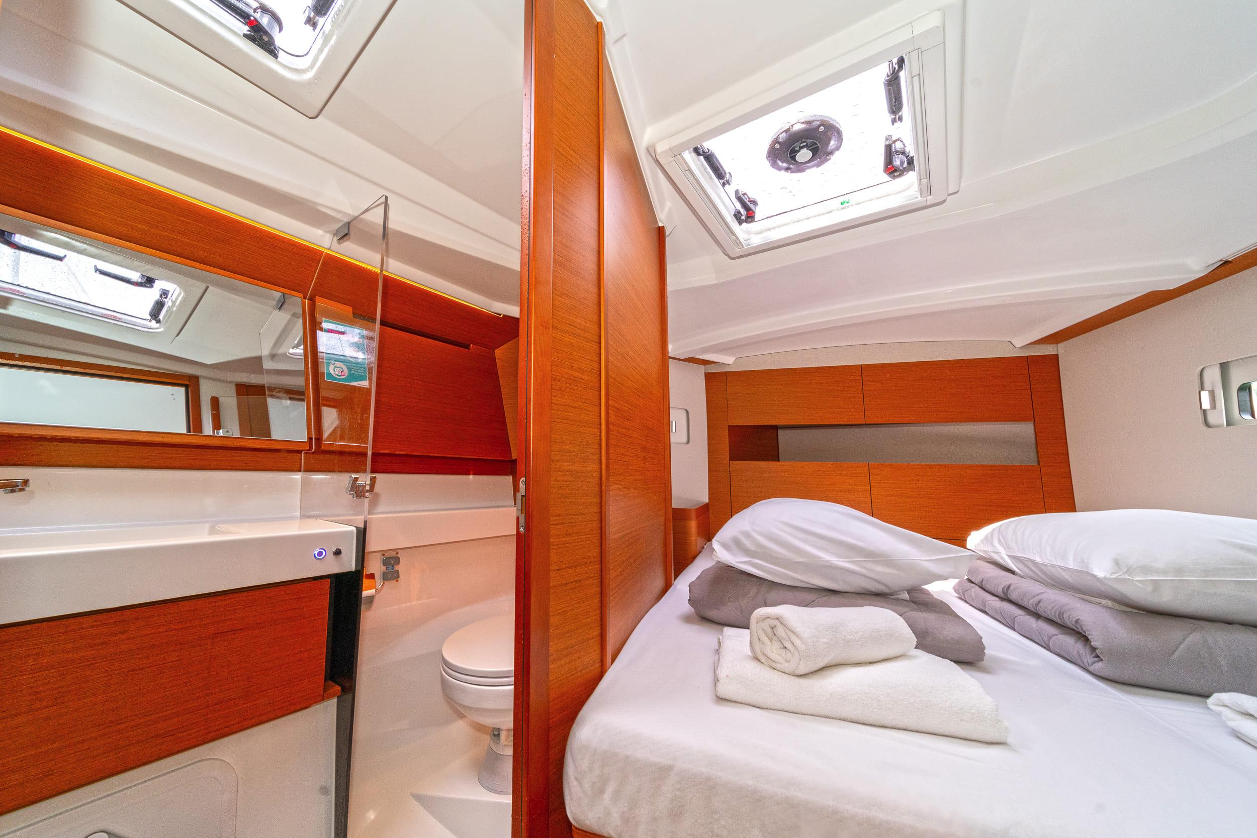 Sun Odyssey 410 - 3 cab., picture 18