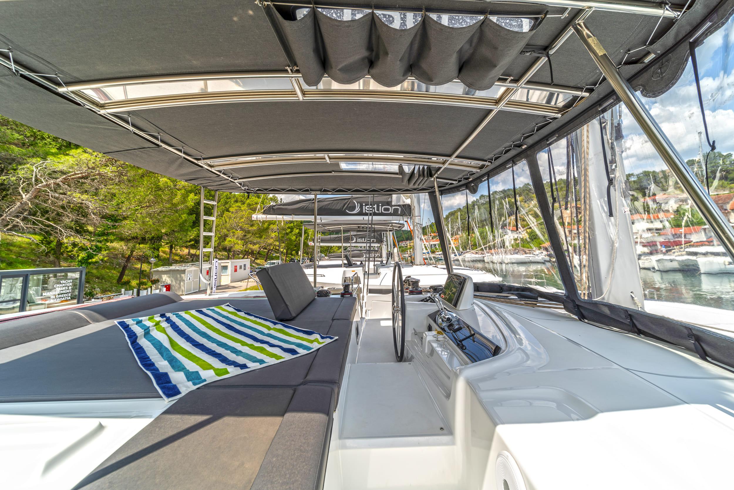 Lagoon 46 - 4 + 2 cab., picture 6