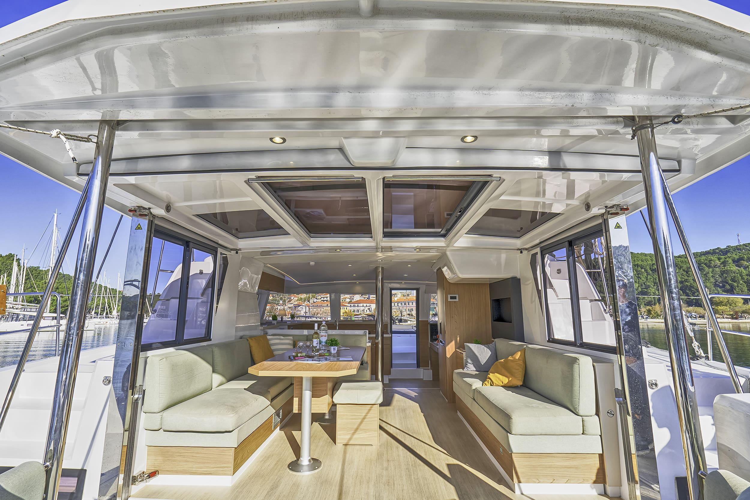 Bali 4.2 - 4 + 1 cab., picture 15