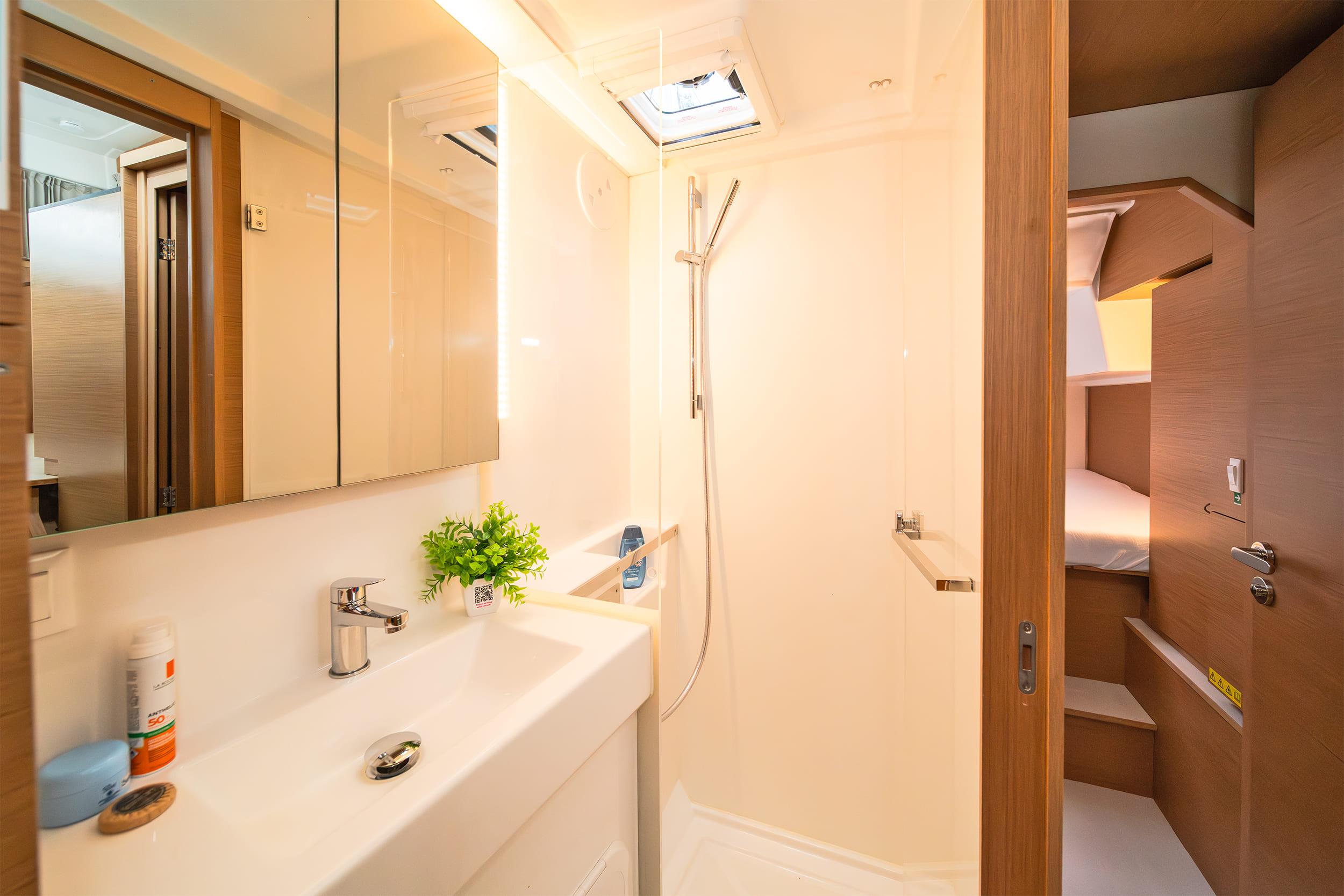 Excess 11 - 4 + 1 + 1 cab., picture 18