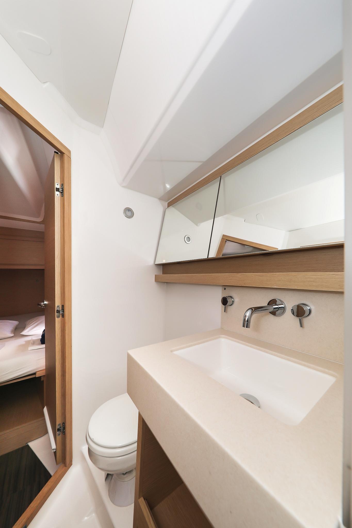 Dufour 530 - 6 cab., picture 39