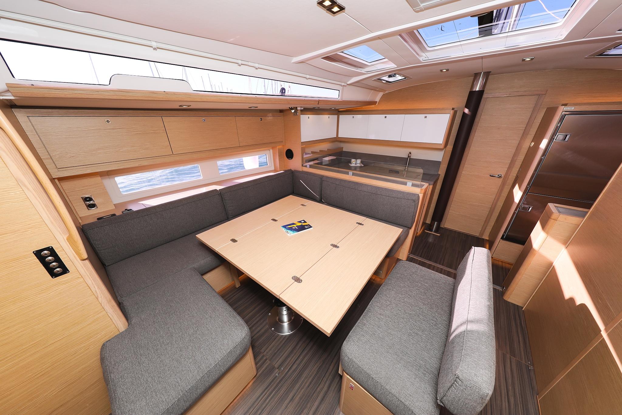 Dufour 530 - 6 cab., picture 14