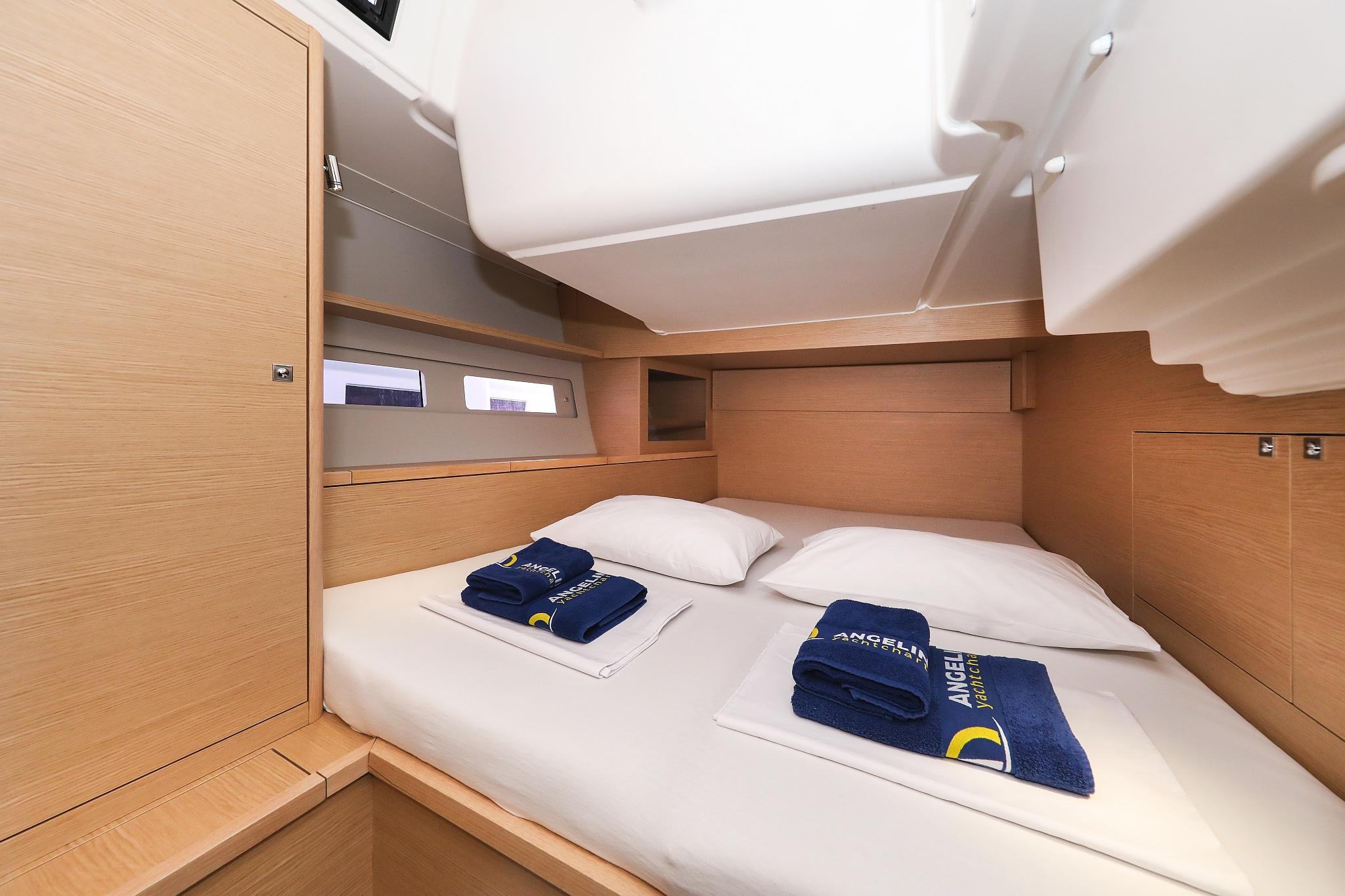 Dufour 530 - 6 cab., picture 28