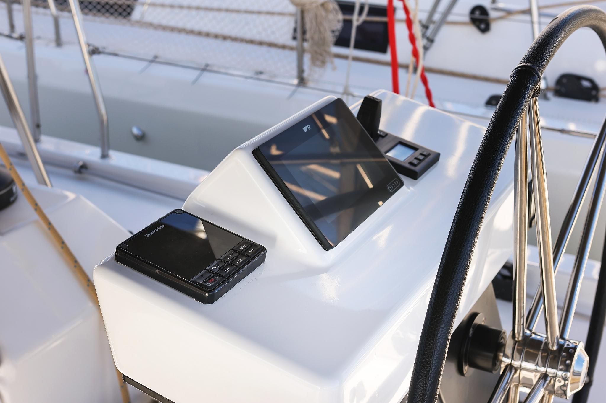 Dufour 530 - 6 cab., picture 48