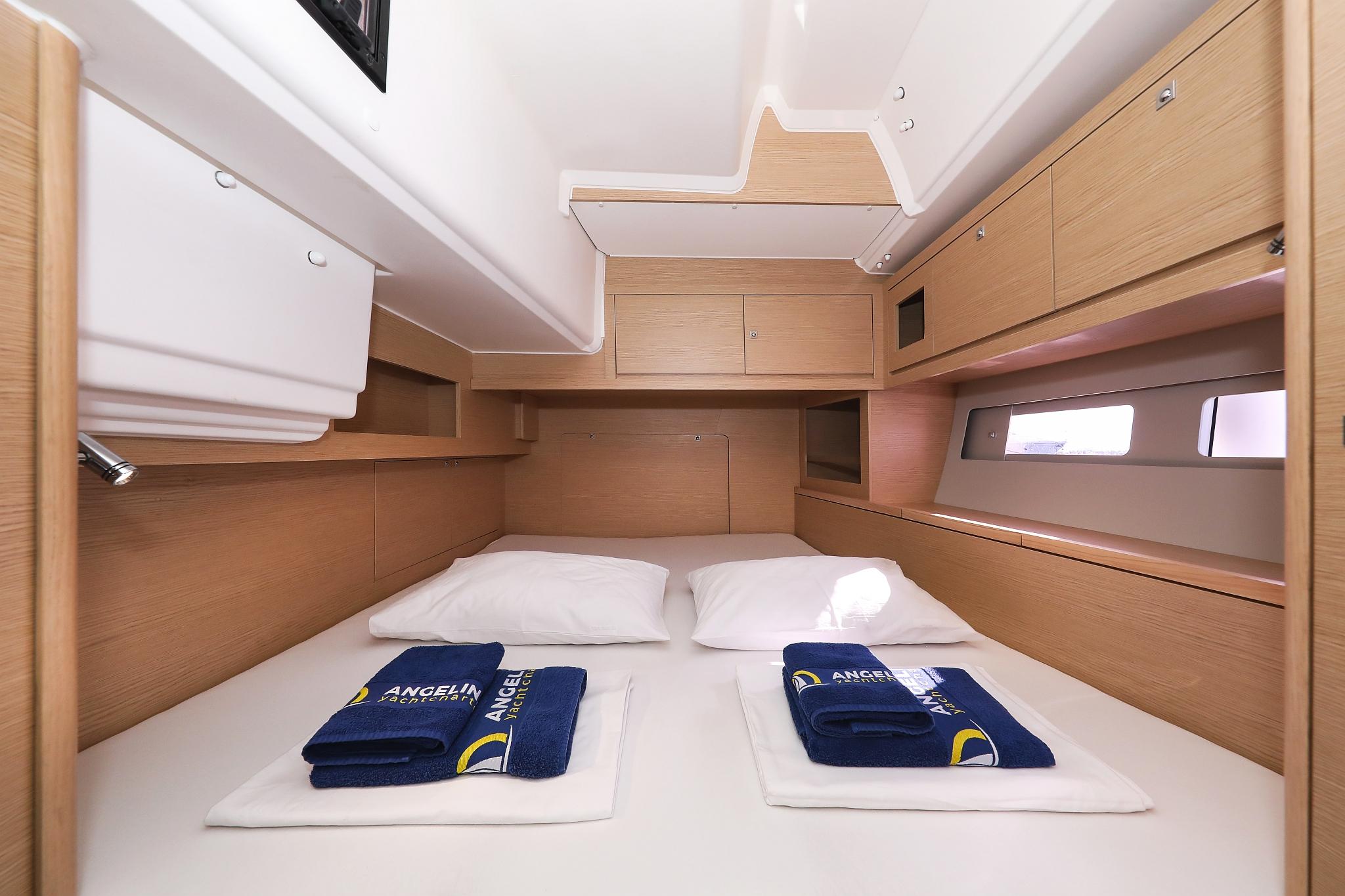 Dufour 530 - 6 cab., picture 24