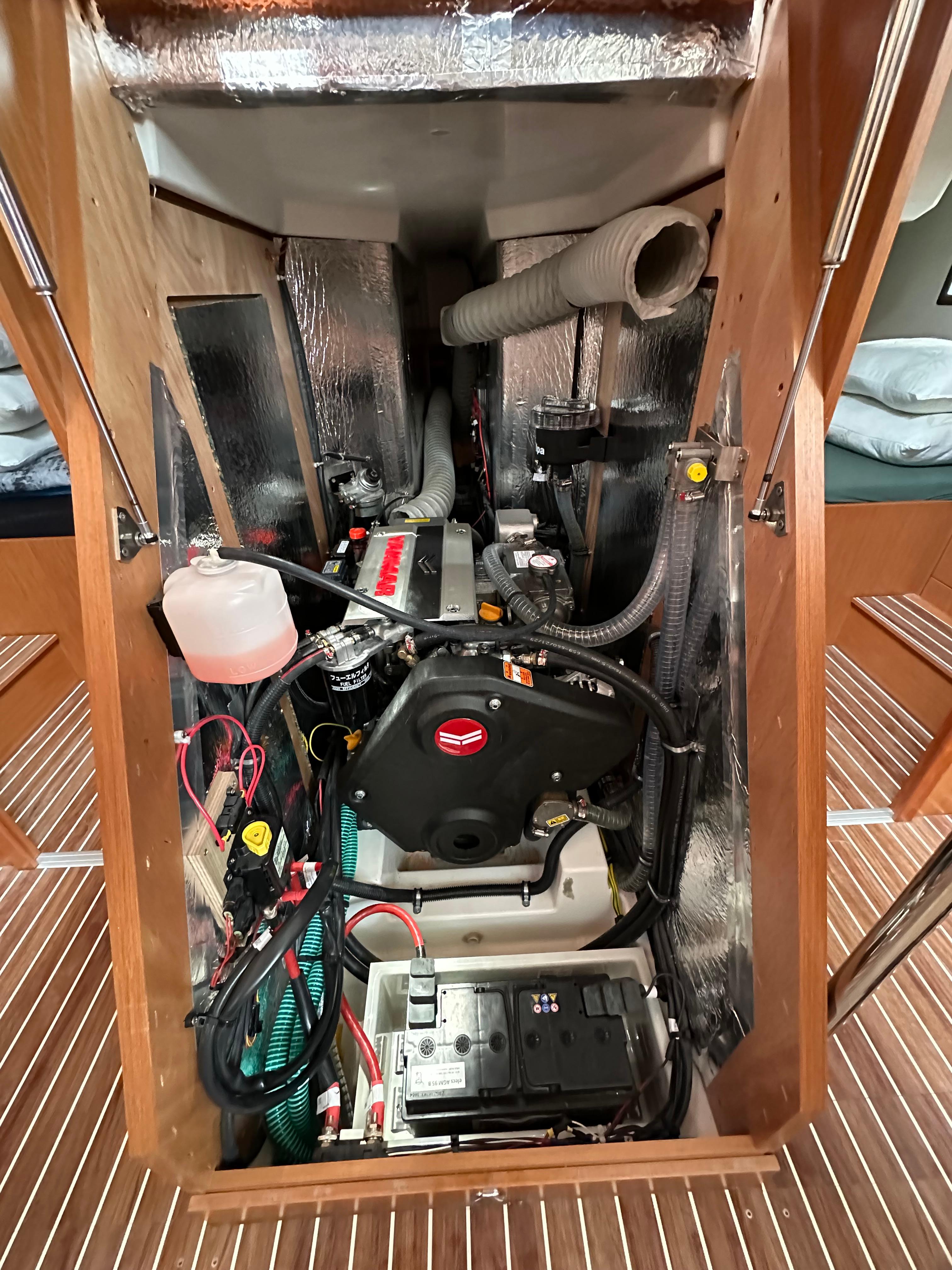 Bavaria C42, picture 20