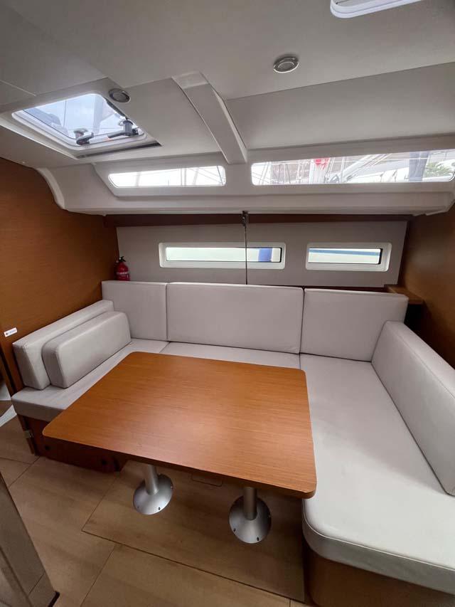 Sun Odyssey 440 - 4 cab., picture 6