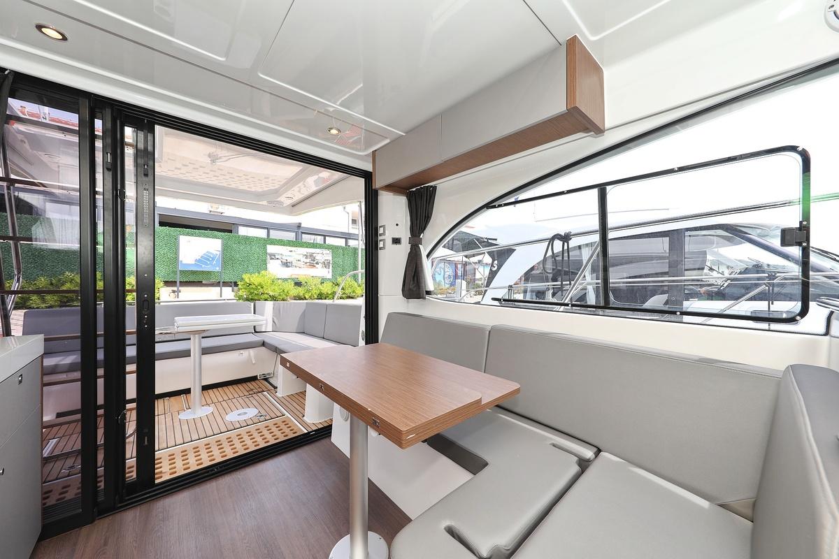 Antares 11 Fly OB, picture 14