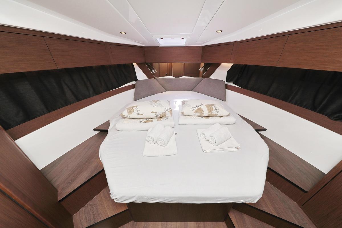 Antares 11 Fly OB, picture 18