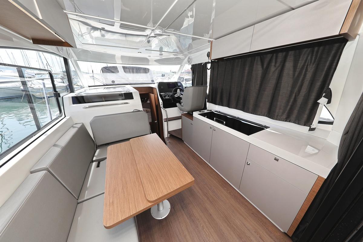 Antares 11 Fly OB, picture 12