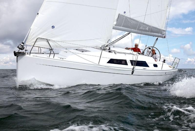 Hanse 325, picture 1