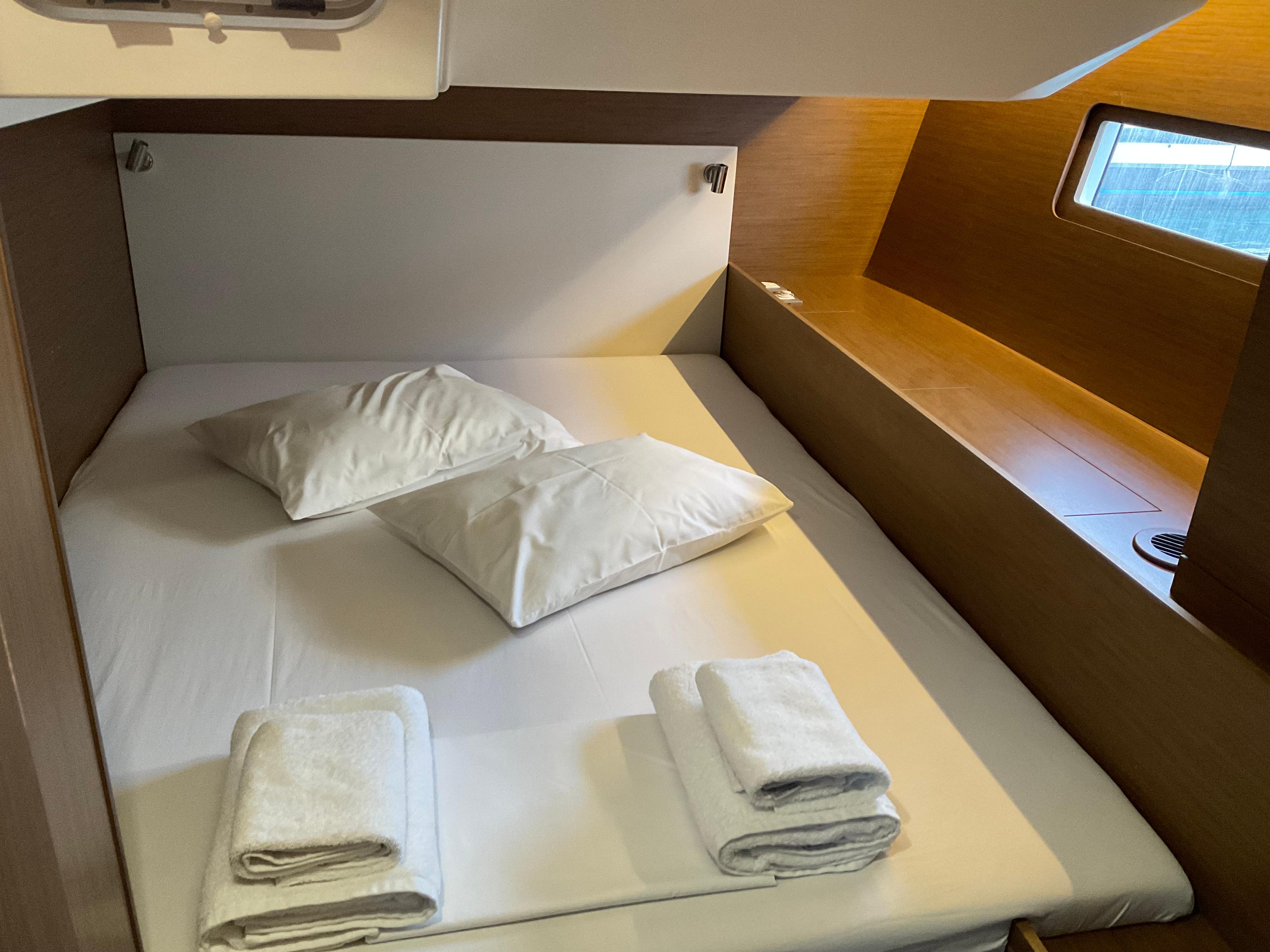 Oceanis 51.1 - 5 + 1 cab., picture 9