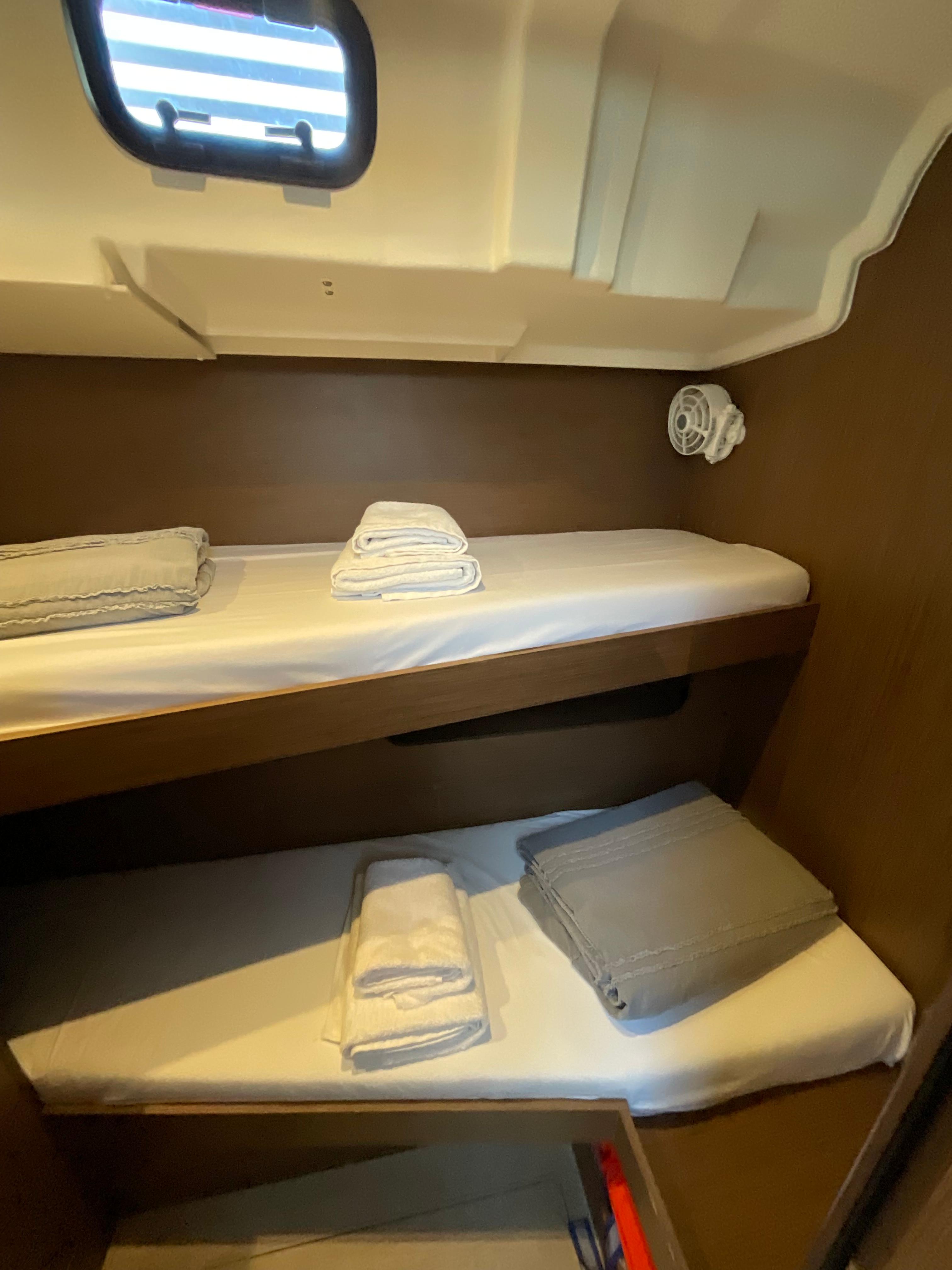 Oceanis 51.1 - 5 + 1 cab., picture 10