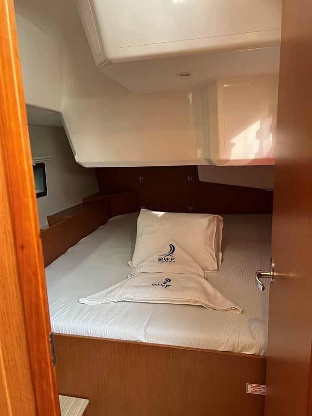 Bavaria C42, picture 13