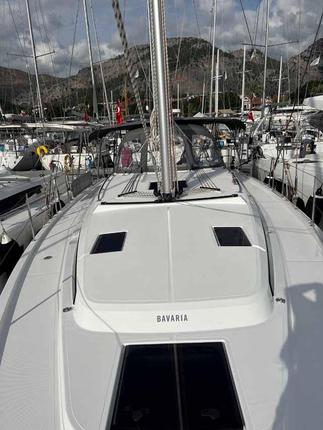 Bavaria C42, picture 4