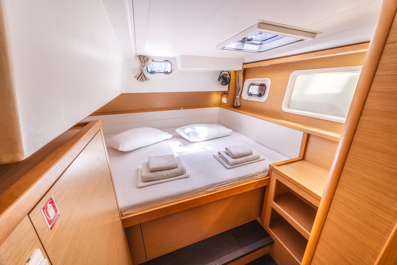 Lagoon 39 - 4 + 2 cab., picture 17