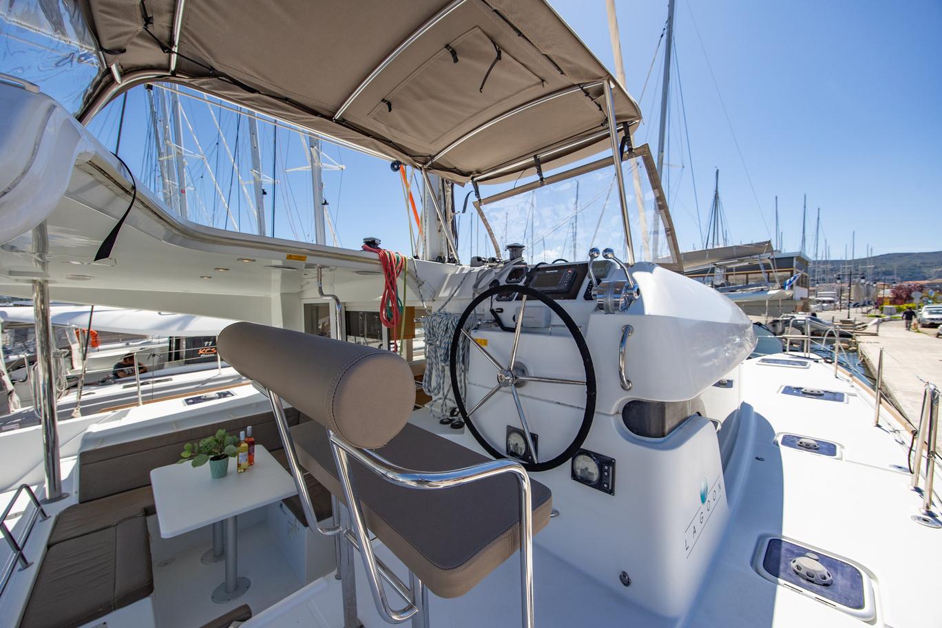 Lagoon 39 - 4 + 2 cab., picture 8
